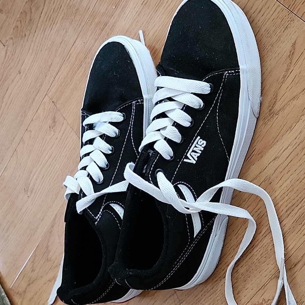 Vans Canvas Sneaker size 8.5